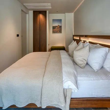 Kaesiala Yeni Foca * Yenifoca