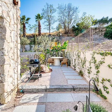 Отель Kaesiala Yeni Foca *