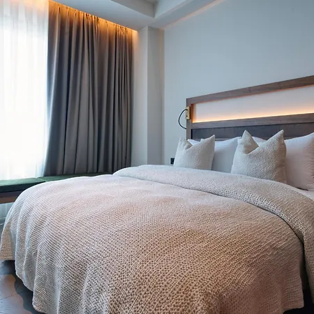 Kaesiala Yeni Foca * Енидже