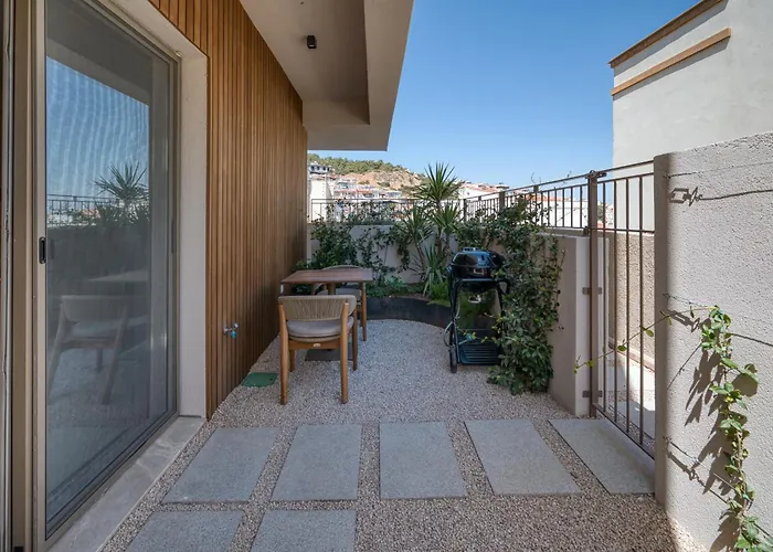 Kaesiala Yeni Foca Szálloda *