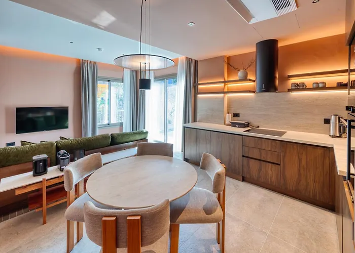 Kaesiala Yeni Foca Szálloda