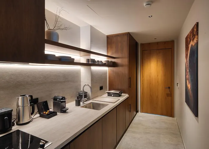 Kaesiala Yeni Foca Szálloda *