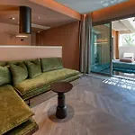 Kaesiala Yeni Foca Hotel *