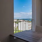 Kaesiala Yeni Foca Hotel *