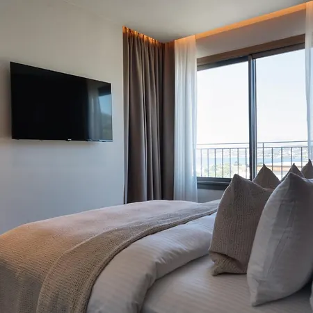 Kaesiala Yeni Foca Hotel *