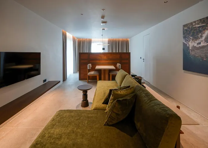 Hotel Kaesiala Yeni Foca *