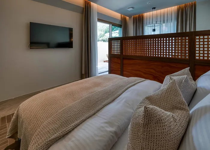 Kaesiala Yeni Foca Hotel *