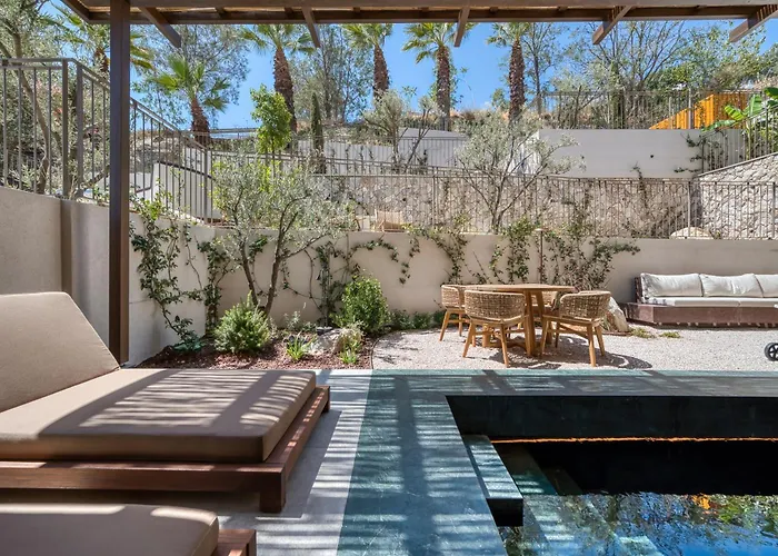 Kaesiala Yeni Foca Hotel *