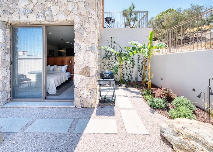 Kaesiala Yeni Foca Hotel Yenifoca