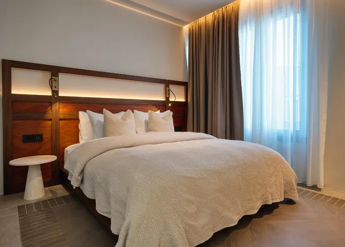 Kaesiala Yeni Foca Hotel *