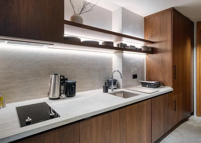 Hotel Kaesiala Yeni Foca