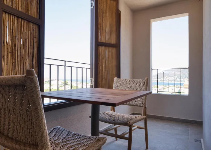 Kaesiala Yeni Foca *